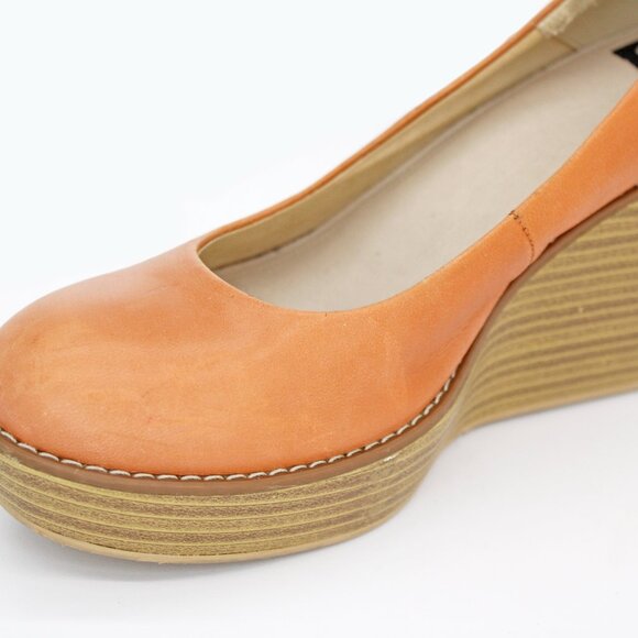Women's Vagabond 'Florence' Sandstone Orange Wedge Heel Pumps: EU39/8.5 - Picture 6 of 8